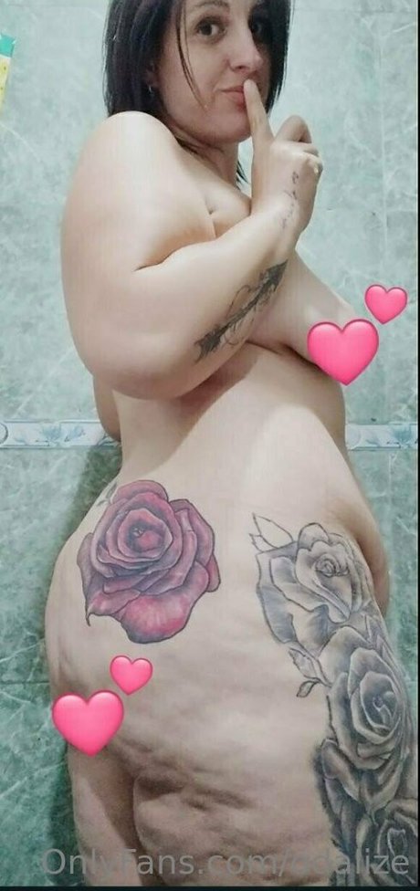 odalize exclusive model images