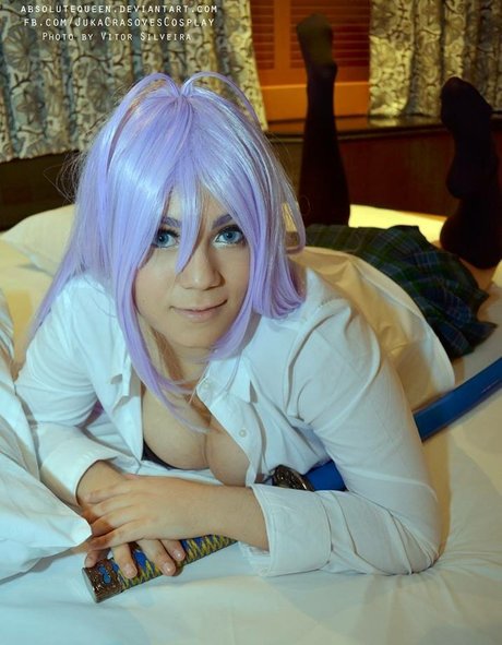 Juka Crasoves model erotic photos