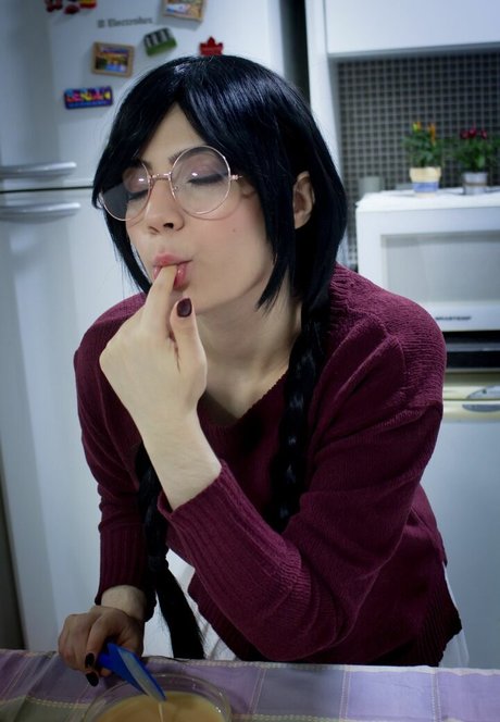 Juka Crasoves star nude picture