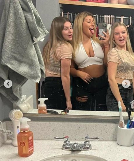 Mackenzie Spohn nice star pics