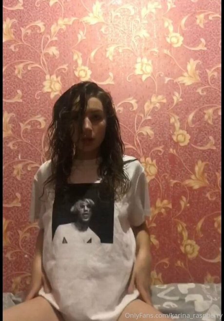 karina raspberry high quality actress pic