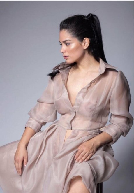 Fabi Martinez model high quality image