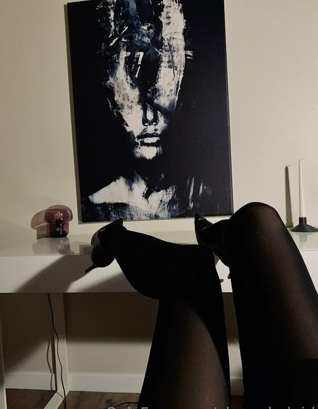 alex rebelgirl model hot pictures