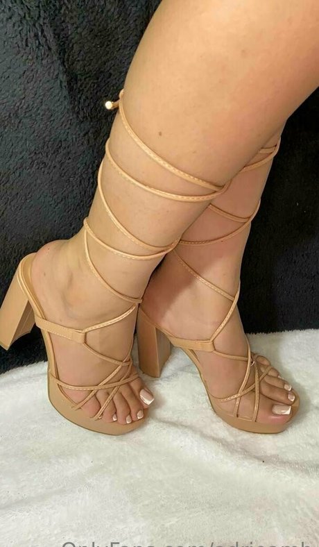 Adrieamb xxx pornstar gallery