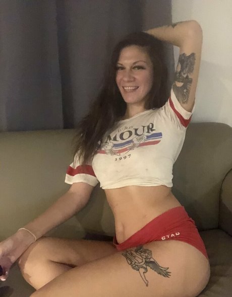 monalisawhoaa star adult pics