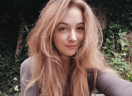 sleepyvegan high quality actress pic