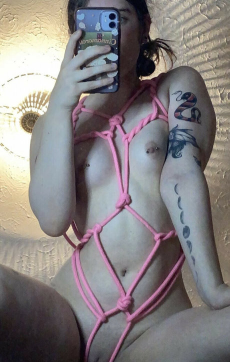 Courtney D4rkpurple art pornstar photos