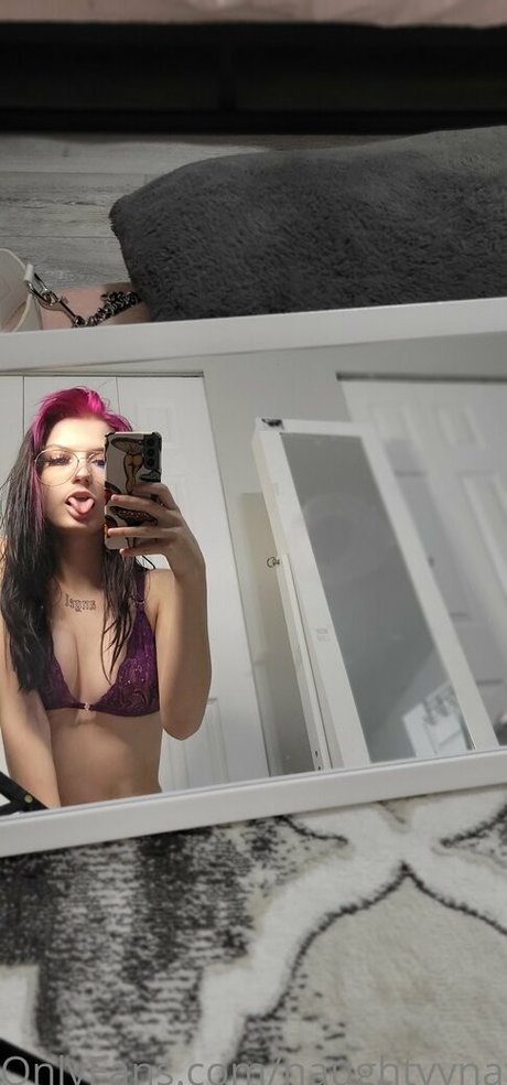 naughtyynavii exclusive model archive