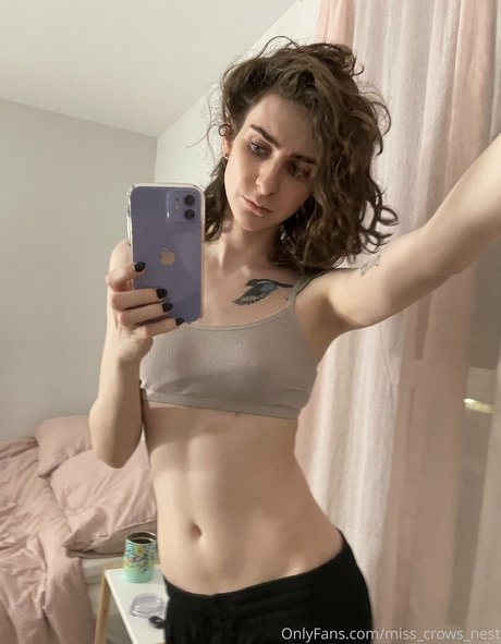 Miss Crows Nest perfect model pictures