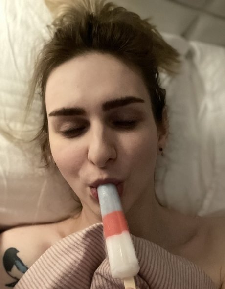 Miss Crows Nest pornstar perfect image