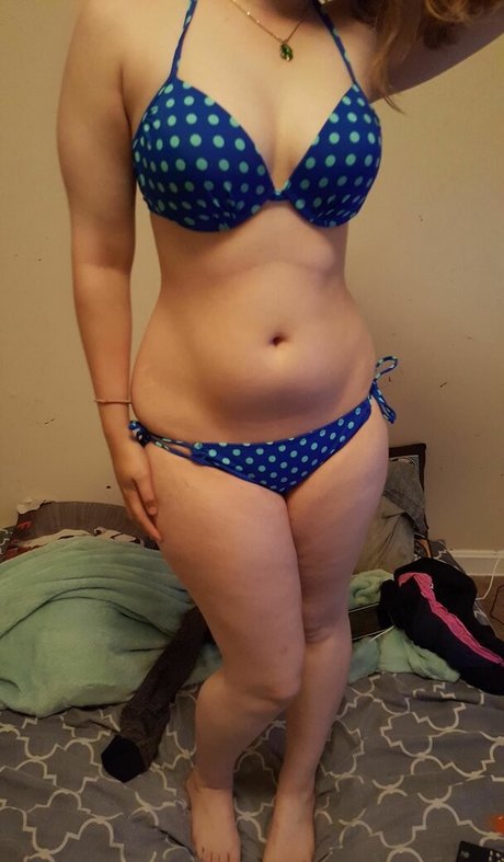 Swingerwanabe star hot pic