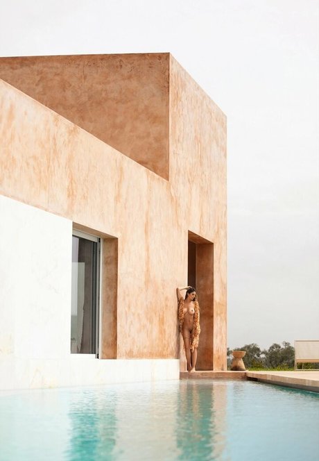 Yeliz Koc free model images