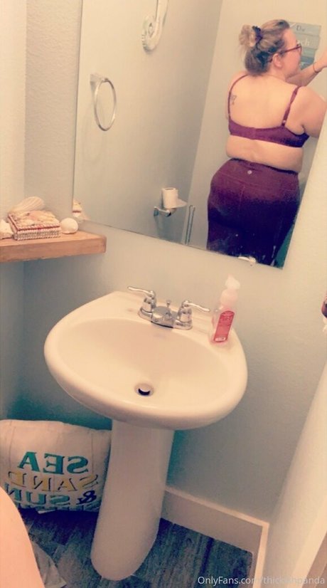 thickishpanda xxx pornstar pics