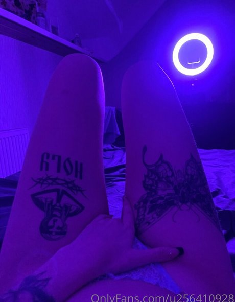 alina juicy b1tch star nude image