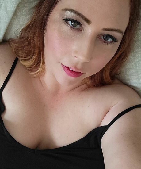 Ave Stone profile pic