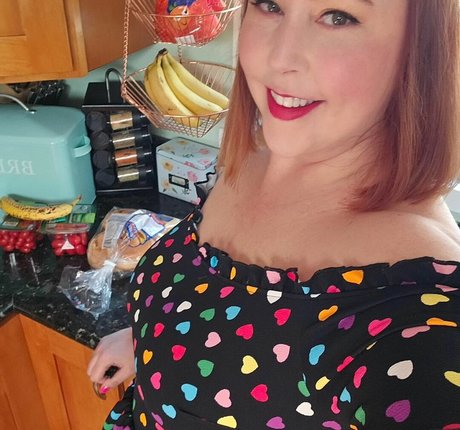 Ave Stone pornstar erotic photos