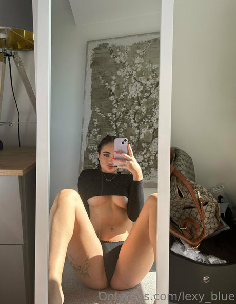 lexy blue model pretty gallery
