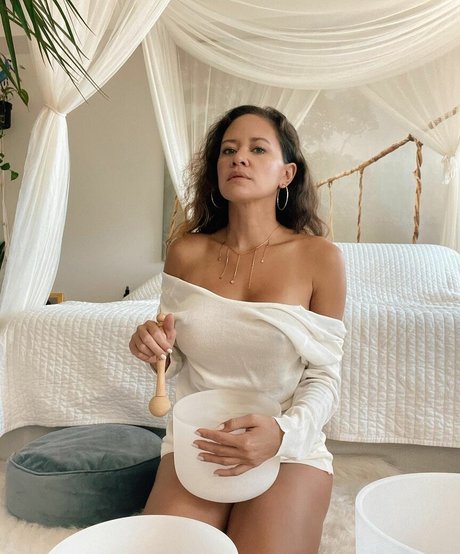 Jaimeleefit erotic actress picture