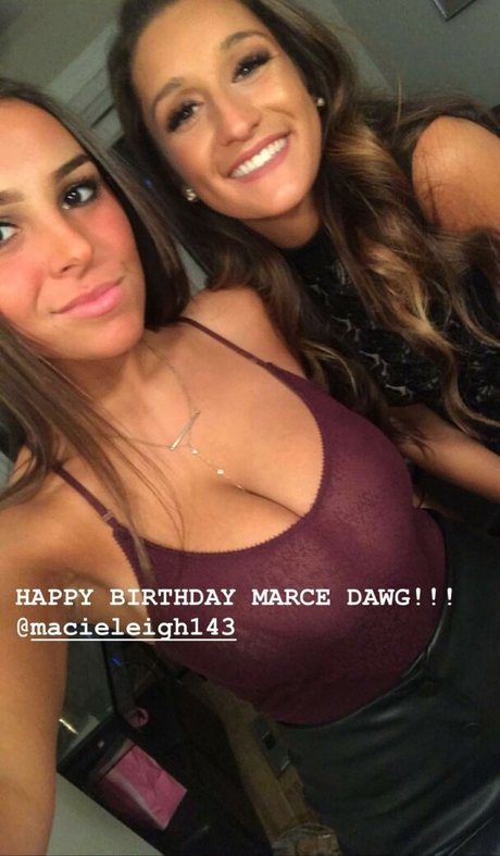 Faryn Corey model top photo