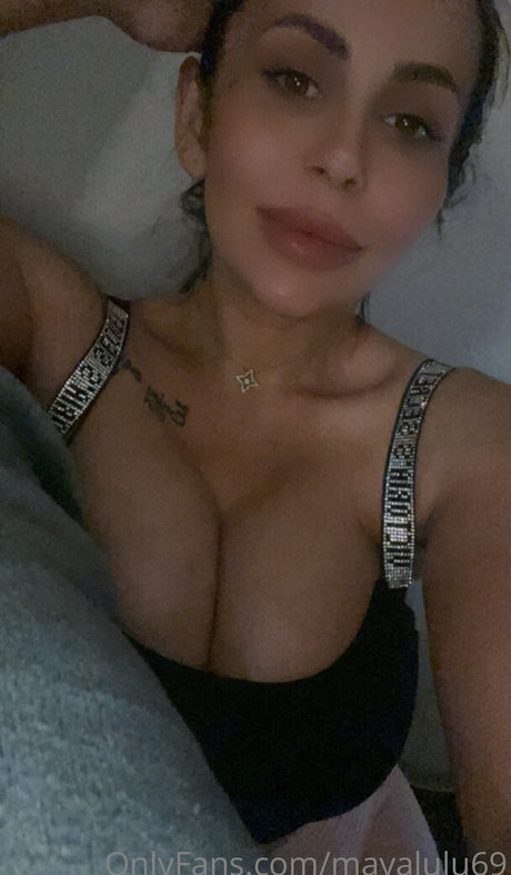 mayalulu69 pornographic model image