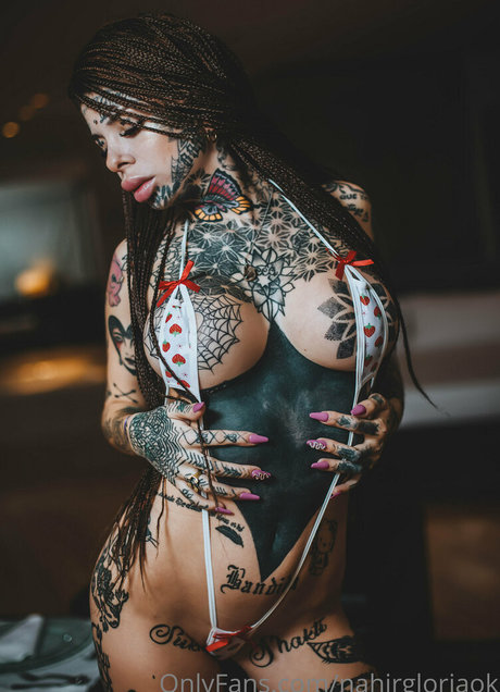 nahirgloriaokk model nice photos