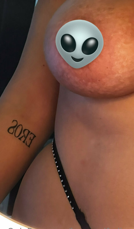 housewifediva star art photo