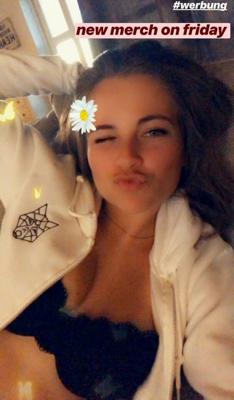 Melina Sophie xxx pornstar photo