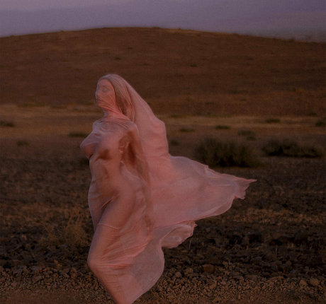 Yasmine Petty model sexy image