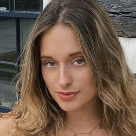 sydneyrepole free star img