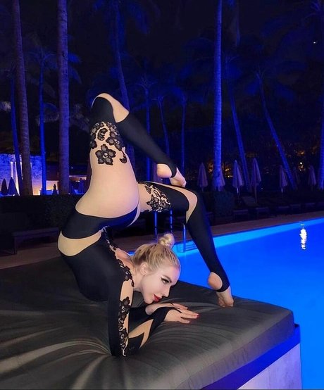 Anna Contortionist best pornstar picture