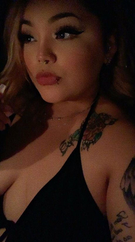 rinjella hot model archive