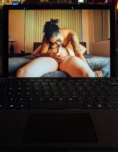 xsamsinghx erotic actress photos