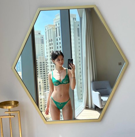 Elleerasmuss nude pornstar img