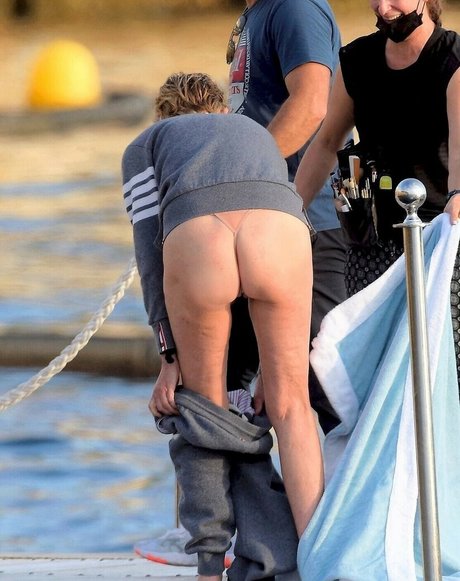 Sharon Stone pornographic star pictures