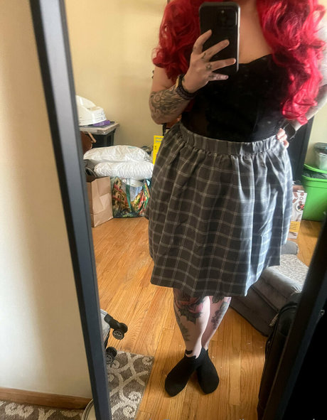 laurxmarie naked model photo