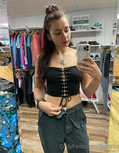 lsdtabs nudes pornstar picture