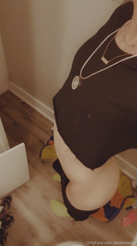 femboynitori model naked picture