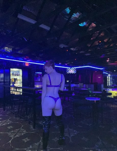 queenofbootyy__ pornographic star photos