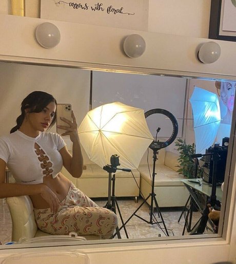 Iamcandyrose erotic model images