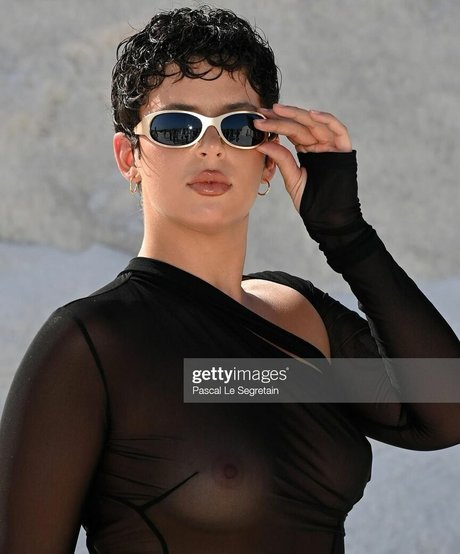 Nathy Peluso pornstar perfect img