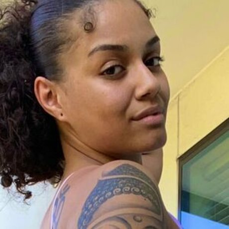 Safarii free pornstar img