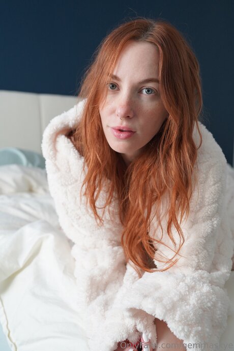 gemmaskye sexy model picture