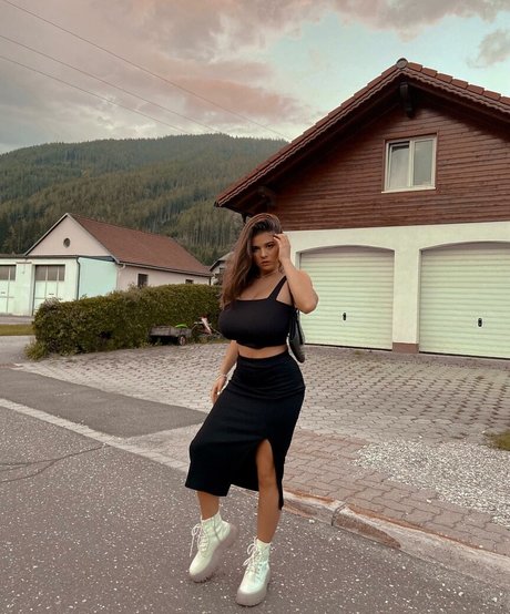 pasenciuc karina hd star photos