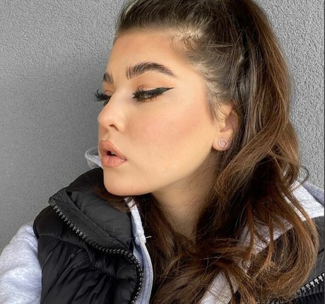 pasenciuc karina sexy star photo