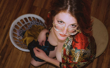 josiejonesfree model hd image