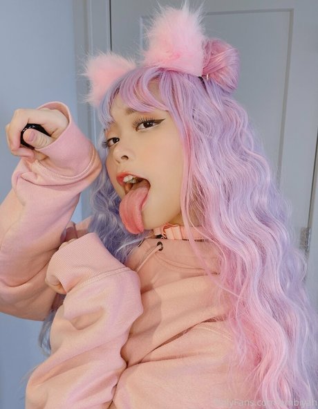 ambiyah pretty model img