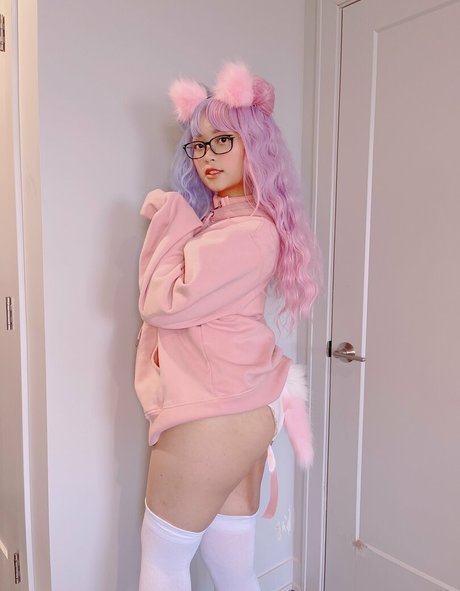 ambiyah nude model gallery