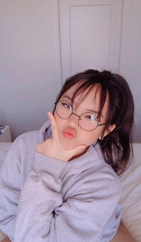 ambiyah pornstar naked pictures