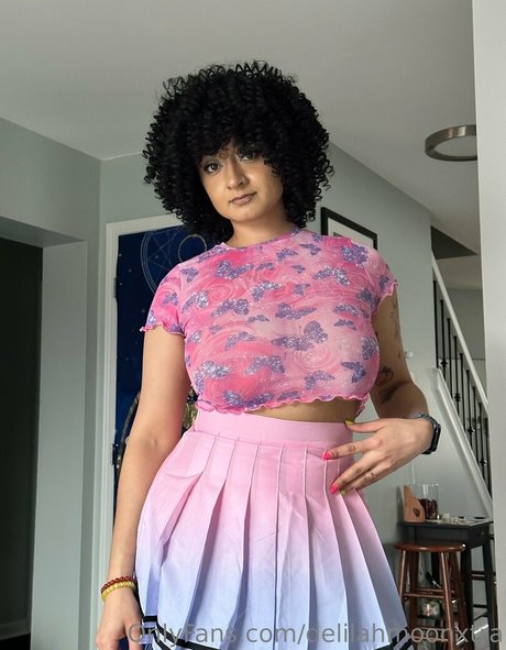 delilahmoonxtra model art pics