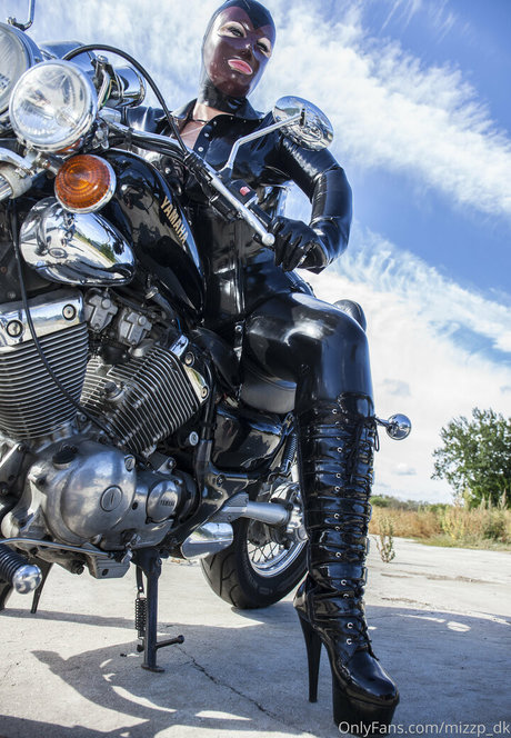 mizzp dk star perfect photo